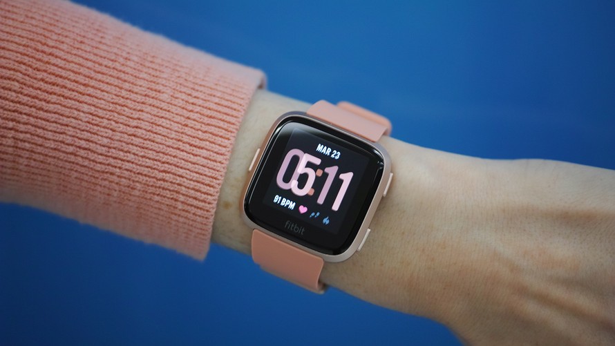 fitbit versa 2 pros and cons