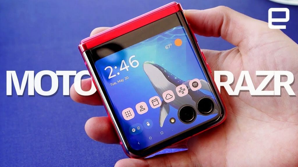 Moto Razr and Razr+ (2023) hands-on: A much-needed update to a ...