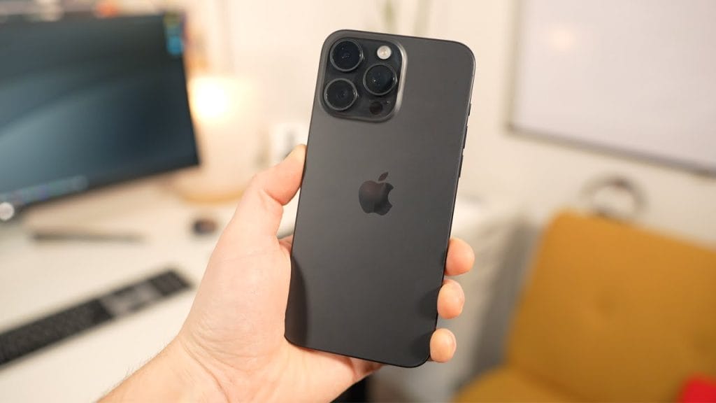 Apple iPhone 15 Pro Max Review - Tweaks For Geeks