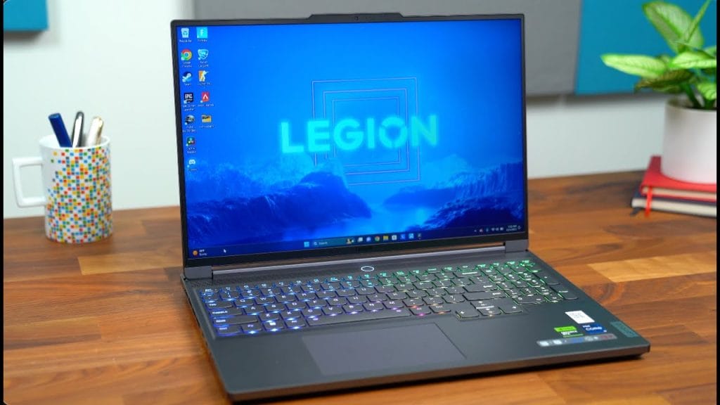 Lenovo Legion Slim 7i Unboxing and Hands On! - Tweaks For Geeks